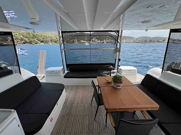 Lagoon 51 in Athens / Alimos Marina - Photo 5
