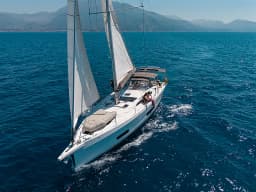 Dufour 470 in Castellammare di Stabia / Marina di Stabia thumbnail 14