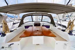 Dufour 470 in Castellammare di Stabia / Marina di Stabia thumbnail 24