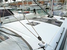 Dufour 470 in Mallorca / Palma de Mallorca / La Lonja Marina Charter thumbnail 19