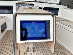 Dufour 470 in Mallorca / Palma de Mallorca / La Lonja Marina Charter thumbnail 34