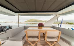 Aventura 50 MY in Athens / Alimos Marina thumbnail 17