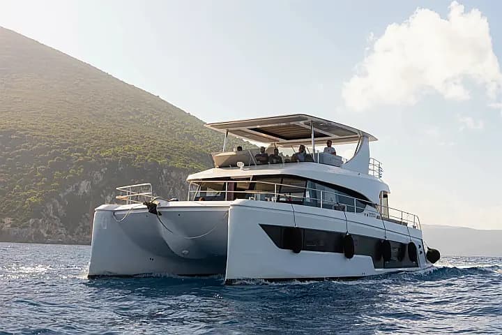 Aventura 50 MY in Athens / Alimos Marina - Photo 1