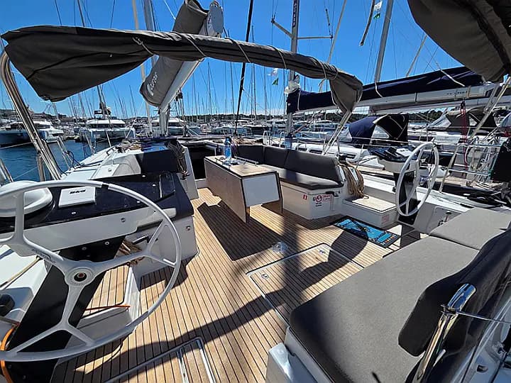 Dufour 470 in Šibenik / D-Marin Marina Mandalina - Photo 4