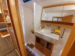 Dufour 530 in Sicily / Capo d'Orlando Marina thumbnail 17