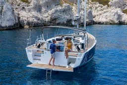 Dufour 530 in Sicily / Capo d'Orlando Marina thumbnail 8