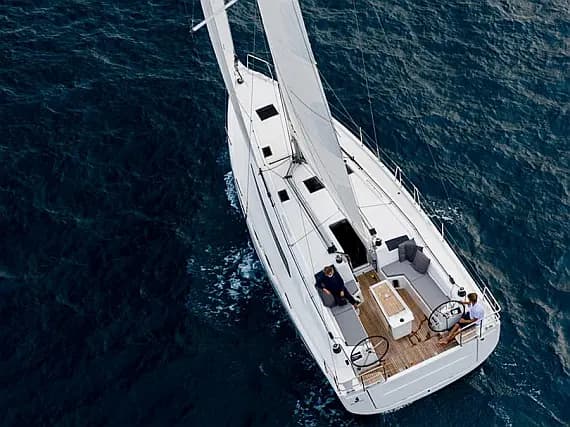 Oceanis 40.1 in Procida / Marina di Procida - image 1