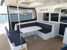Lagoon 450 Fly in Paros port thumbnail 16