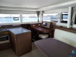 Lagoon 450 Fly in Paros port thumbnail 17