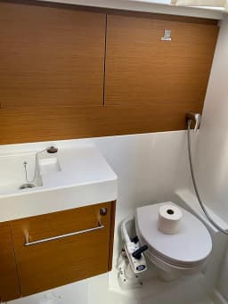 Sun Odyssey 519 in Sal / Palmeira / Sal Harbour thumbnail 23