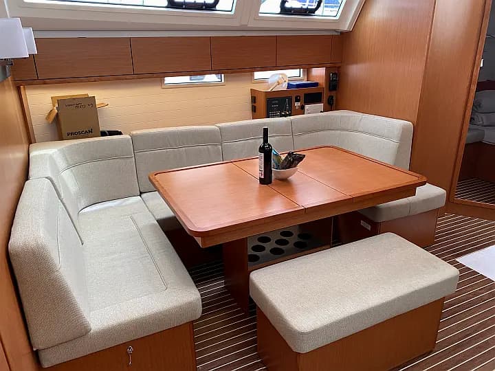Bavaria Cruiser 46 in Göcek / Marinturk Village Port - Photo 4
