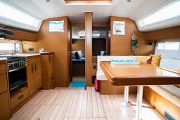 Jeanneau 54 in Tenerife / Las Galletas / Marina del Sur thumbnail 12