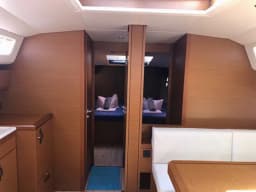 Jeanneau 54 in Tenerife / Las Galletas / Marina del Sur thumbnail 3