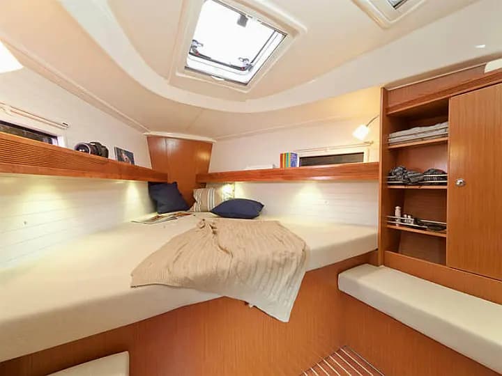 Bavaria Cruiser 36 in Lemmer - Photo 4