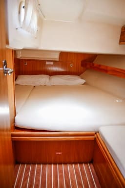 Bavaria 46 in Kavala thumbnail 5