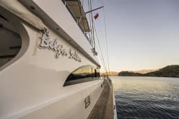 Motoryacht in Fethiye port thumbnail 18