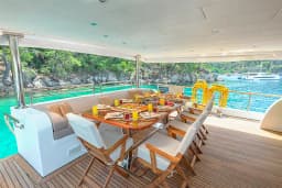 Motoryacht in Fethiye port thumbnail 19