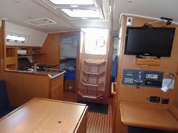 Bavaria 36 Cruiser in Primošten / Marina Kremik thumbnail 4
