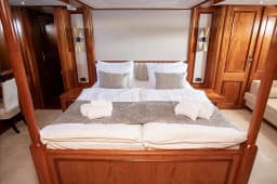 Motoryacht in Rogoznica / Marina Frapa thumbnail 35