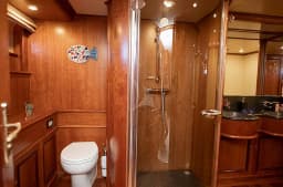 Motoryacht in Rogoznica / Marina Frapa thumbnail 5