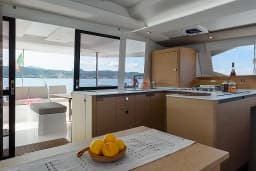 Astréa 42 in Sardinia / Cannigione thumbnail 15
