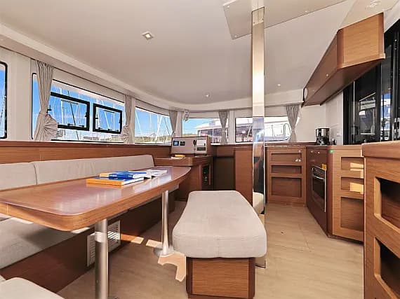 Lagoon 42 in Sukošan / D-Marin Dalmacija Marina - Photo 3