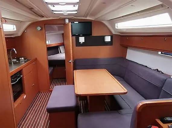 Bavaria Cruiser 41 in Fethiye / Ece Marina - Photo 3