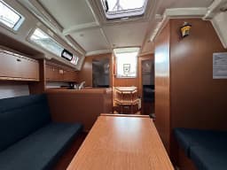 Bavaria Cruiser 34 in Athens / Alimos Marina thumbnail 16