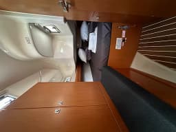 Bavaria Cruiser 34 in Athens / Alimos Marina thumbnail 18