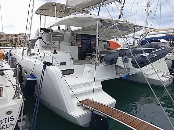Lagoon 42 in Lefkada / Port of Lefkas - Photo 1