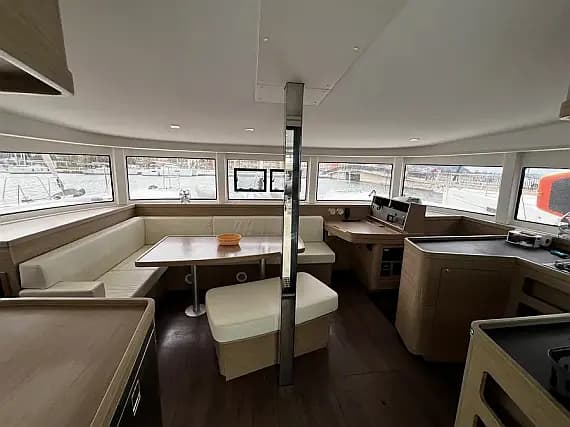 Lagoon 42 in Lefkada / Port of Lefkas - Photo 3