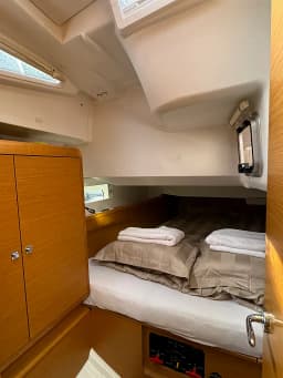 Sun Odyssey 409 in Hjellestad Marina thumbnail 8