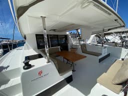 Lucia 40 in Ibiza / Marina Port Ibiza thumbnail 9