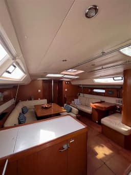 Oceanis 54 in Lavrion Main Port thumbnail 26