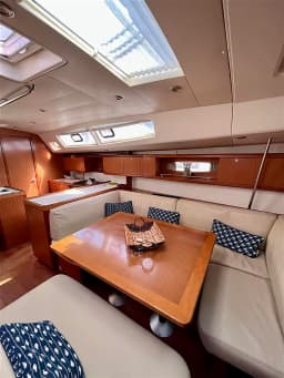 Oceanis 54 in Lavrion Main Port thumbnail 27