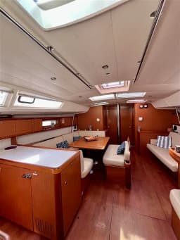 Oceanis 54 in Lavrion Main Port thumbnail 5