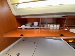 Oceanis 46.1 in Ibiza / Marina Port Ibiza thumbnail 9
