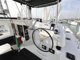 Lagoon 40 in Sukošan / D-Marin Dalmacija Marina thumbnail 13