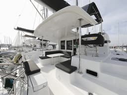Lagoon 40 in Sukošan / D-Marin Dalmacija Marina thumbnail 32