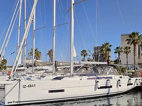 Dufour 530 in Sardinia / Cagliari / Marina di Bonaria - Photo 1