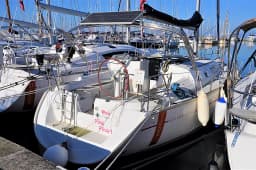 Sun Odyssey 37 in Izola / Marina Izola thumbnail 6