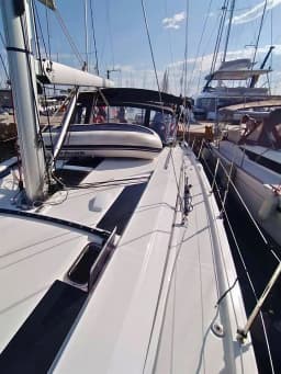 Oceanis 46.1 in Athens / Alimos Marina thumbnail 6