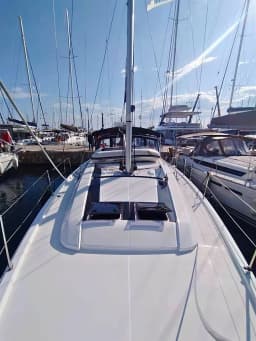 Oceanis 46.1 in Athens / Alimos Marina thumbnail 8