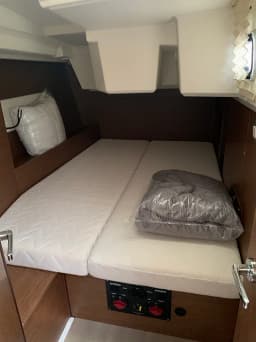 Oceanis 46.1 in Lefkada / Marina Perigiali thumbnail 9