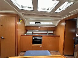 Bavaria Cruiser 41 in Athens / Alimos Marina thumbnail 10