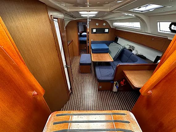 Bavaria Cruiser 41 in Athens / Alimos Marina - Photo 3