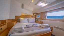 Lagoon 500 in Athens / Alimos Marina thumbnail 9