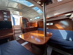 Oceanis 323 in Punta Ala thumbnail 15