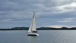 Oceanis 323 in Punta Ala thumbnail 8