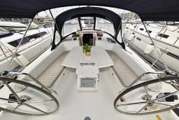 Oceanis 43 in Sukošan / D-Marin Dalmacija Marina thumbnail 10